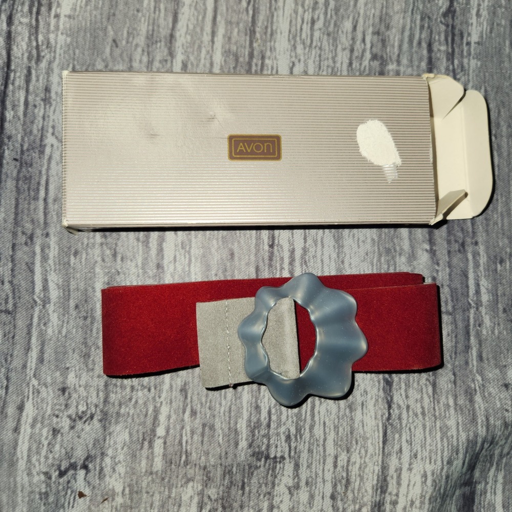 Vintage Avonโ Contemporary Color Belt Grey Red Buckle New 1987